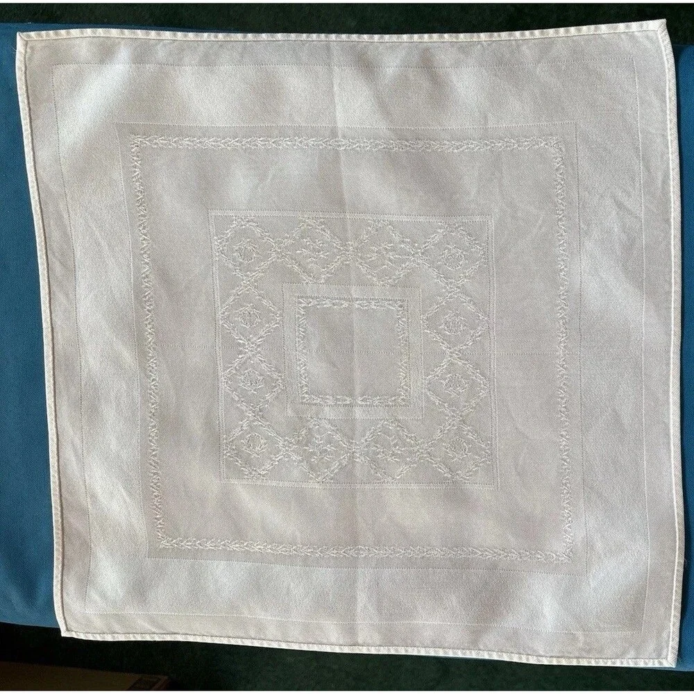 Vtg Set of 12 White Damask Linen Dinner Napkins Country Geometric 15